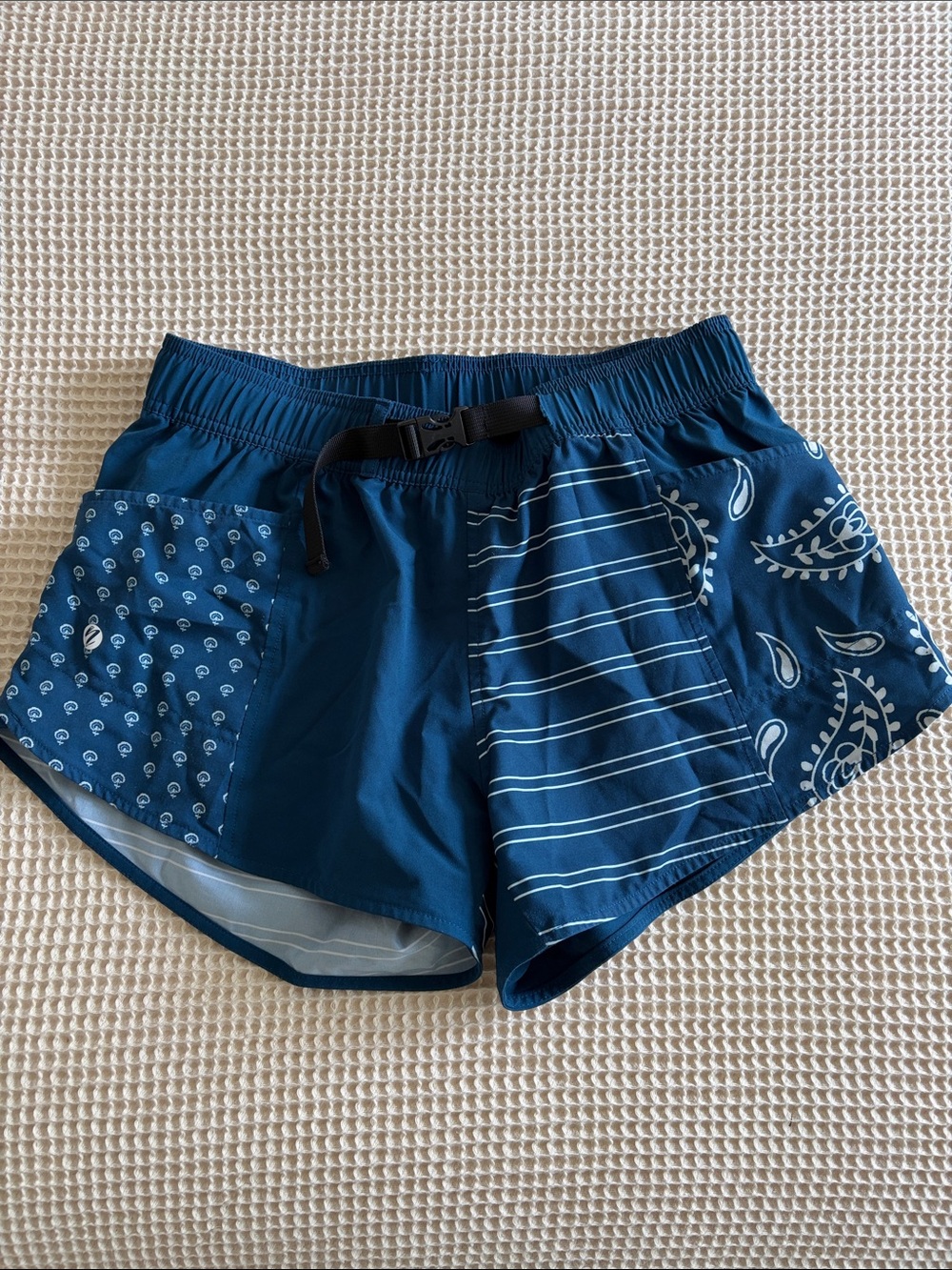 Nani hybrid explorer shorts